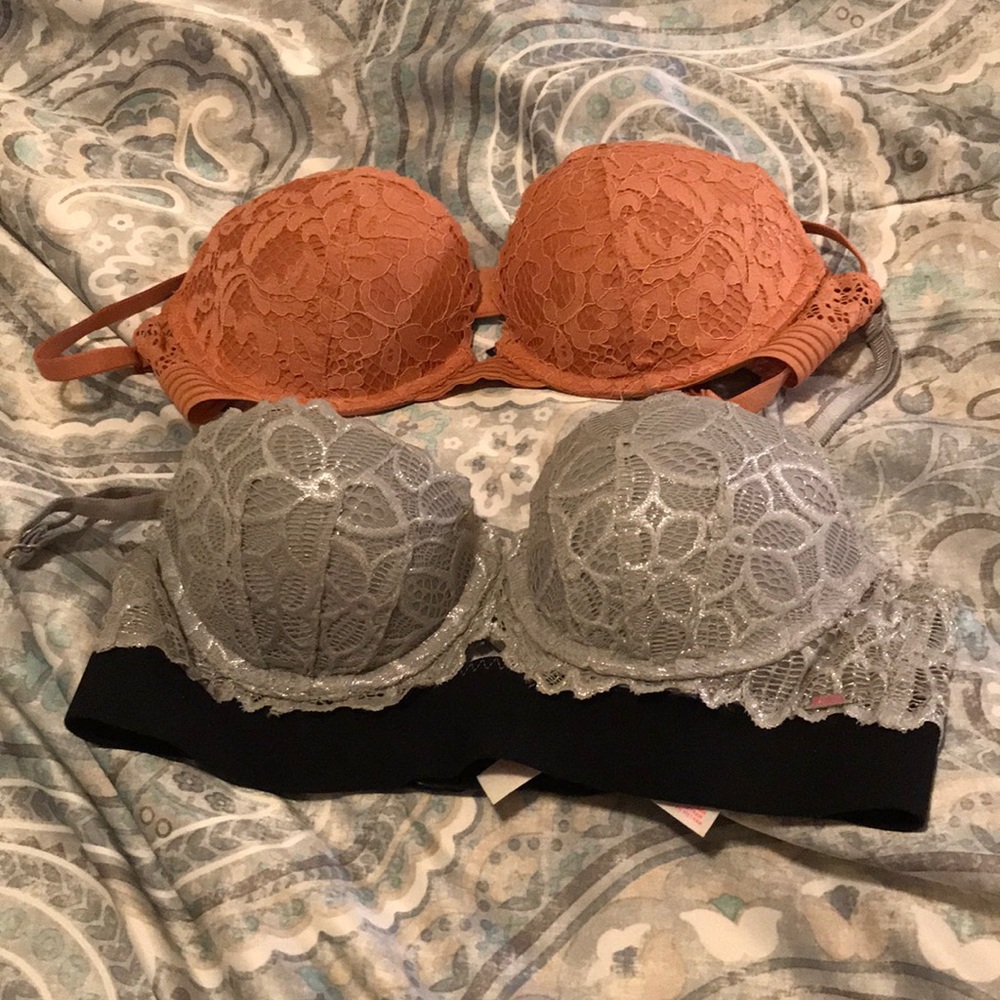Victoria’s Secret 32B push up bra bundle